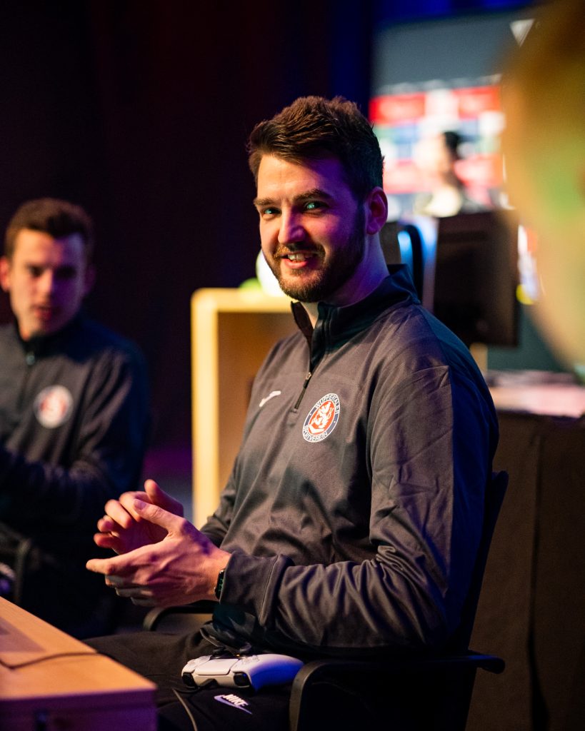 2024-01-12-esport-manager-com-berisch-masters-web-148 Spieler des WSV beim 3. Bergisch Masters