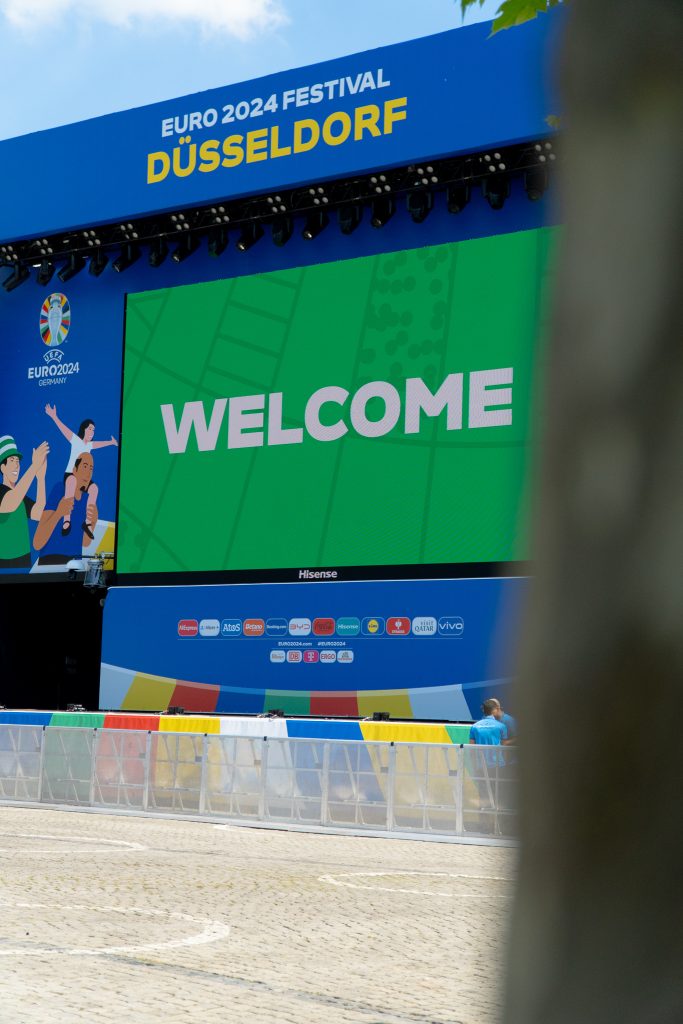 DSC06282 Die Bühne der Fan Zone beim EURO 2024 Festival Masters