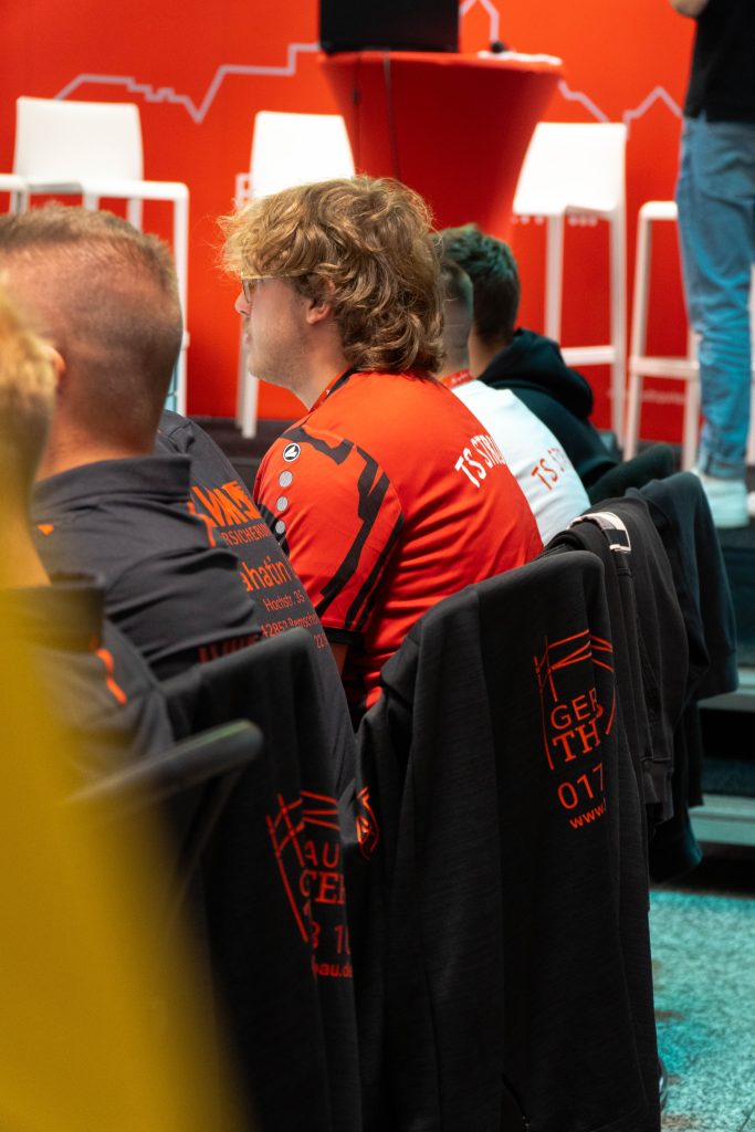 open-house-week-22 Konzentriertes Teamplay des TS Struck bei der open house week der Stadtsparkasse Remscheid