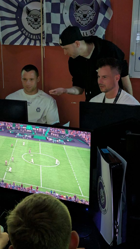 PXL_20250525_190612576 Christian Clemens beim Final 8 der Icons League