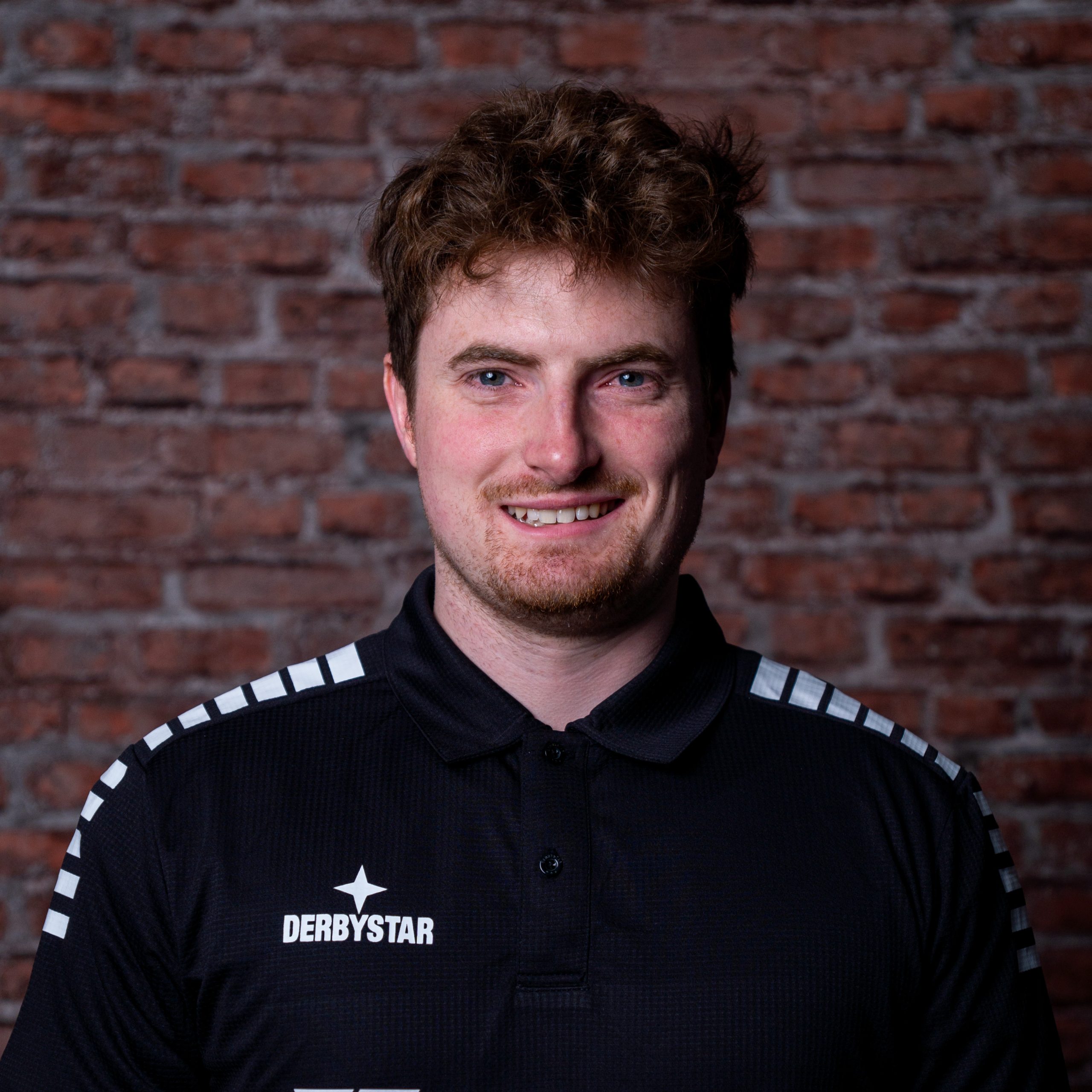 Niklas Schmitz Portraitbild esport-manager.com