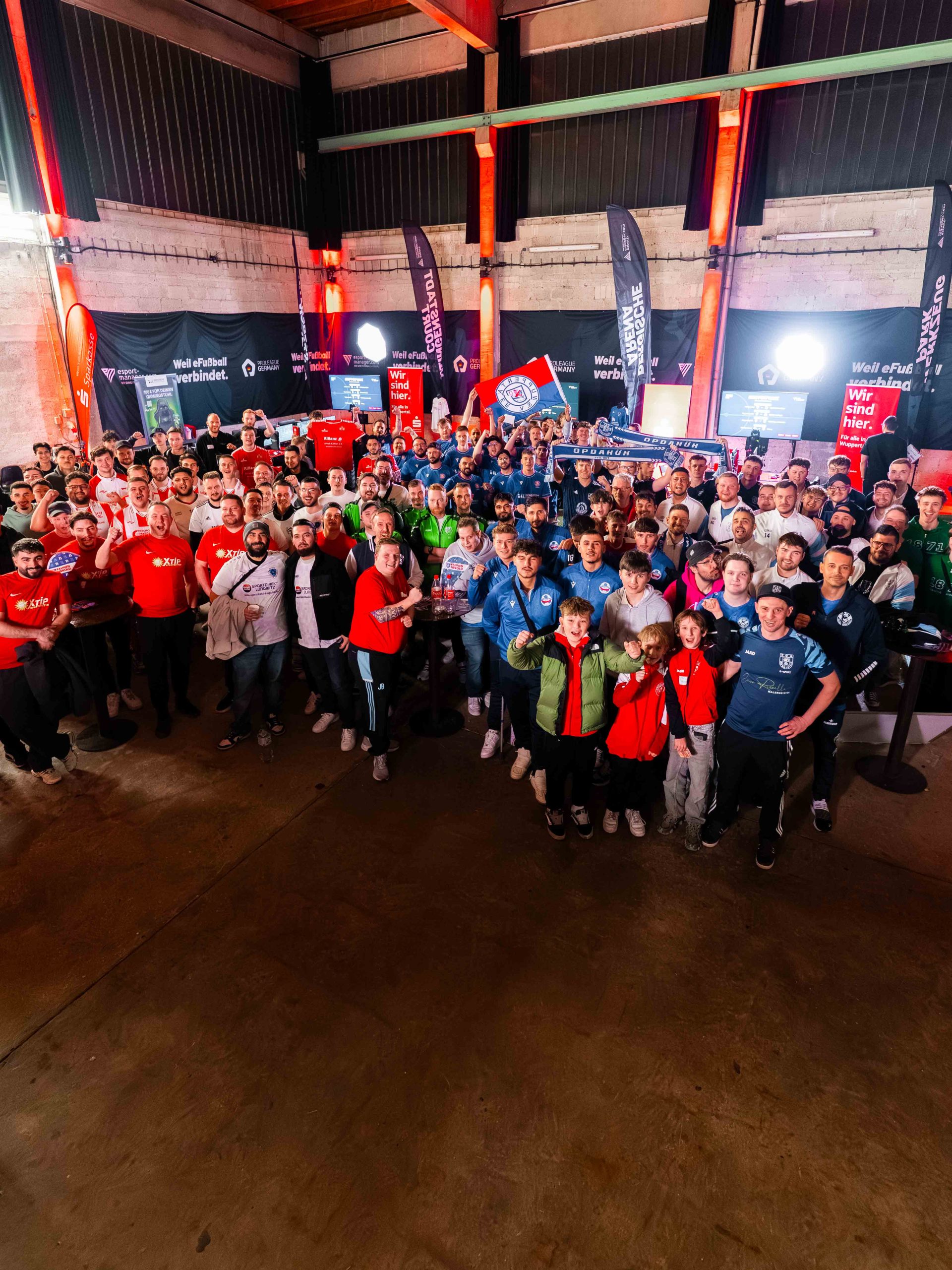 Alle Teilnehmer der 16 Vereine beim Bergisch Masters 2026.